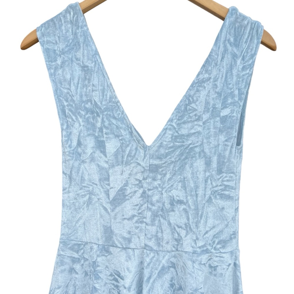 NEW Silence + Noise | Corina Velvet Mini Dress | Size XS - Picture 9 of 12